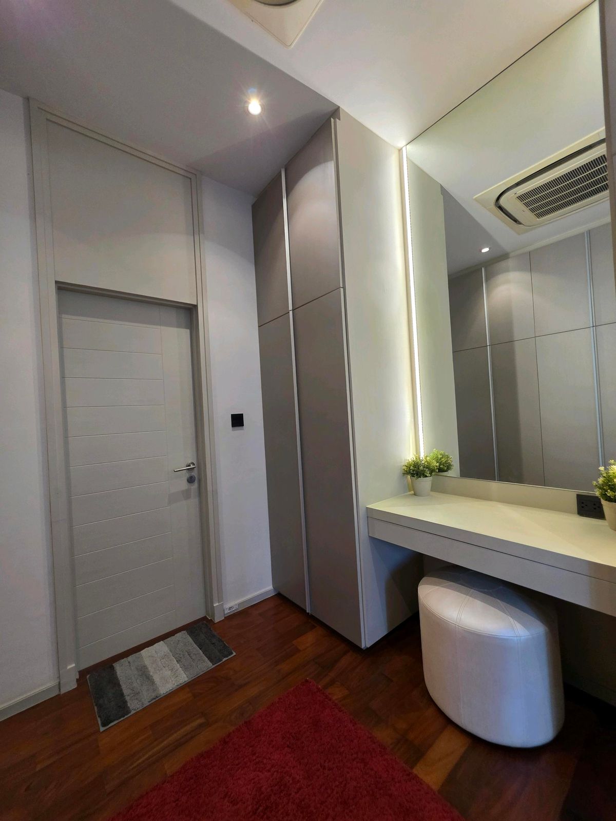 HousePattanakan, Srinakarin : 🏛 #Sell / #Rent - Grand Bangkok Boulevard Rama 9flagship Residence, the most potential location on Krungthep Kreetha Road - only 50 meters from Wellington College Bangkok