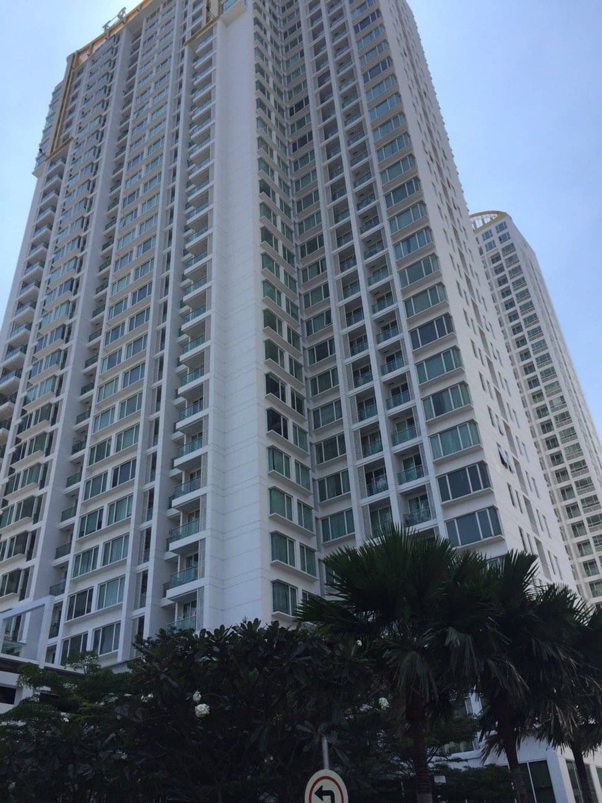 For SaleCondoRama9, Petchburi, RCA : Condo for sale