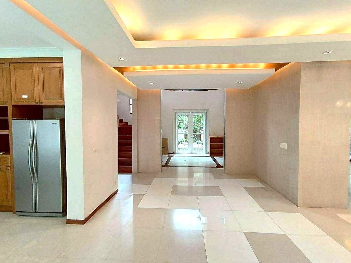 ให้เช่าบ้านบางนา แบริ่ง ลาซาล : ให้เช่าบ้านเดี่ยว 351 ตารางวา  ม.พฤกษ์ภิรมย์ รีเจ้นท์ สุขุมวิท105 แบริ่ง-ลาซาล (ใกล้BTSแบริ่ง)  แขวงบางนาใต้  เขตบางนา กรุงเทพ10270