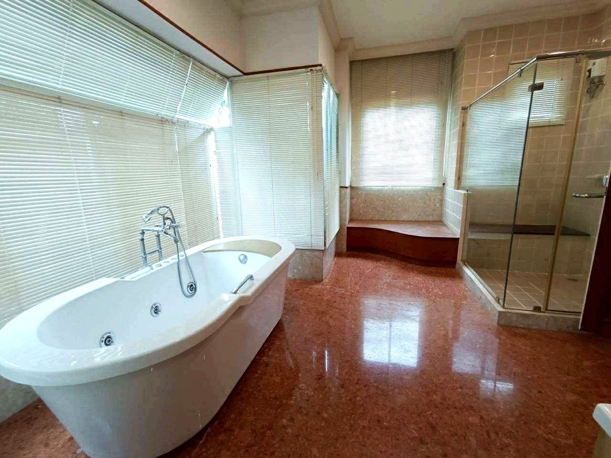 ให้เช่าบ้านบางนา แบริ่ง ลาซาล : ให้เช่าบ้านเดี่ยว 351 ตารางวา  ม.พฤกษ์ภิรมย์ รีเจ้นท์ สุขุมวิท105 แบริ่ง-ลาซาล (ใกล้BTSแบริ่ง)  แขวงบางนาใต้  เขตบางนา กรุงเทพ10270