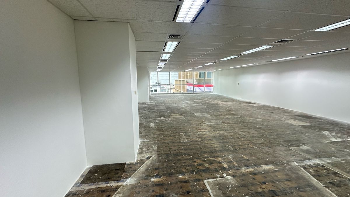 ให้เช่าสำนักงานสีลม ศาลาแดง บางรัก : 🏢 ให้เช่าพื้นที่สำนักงาน ขนาดพื้นที่ 147.5 – ย่านสีลม ติด BTS