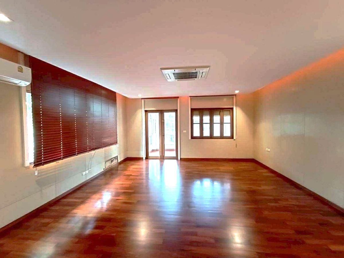 ให้เช่าบ้านบางนา แบริ่ง ลาซาล : ให้เช่าบ้านเดี่ยว 351 ตารางวา  ม.พฤกษ์ภิรมย์ รีเจ้นท์ สุขุมวิท105 แบริ่ง-ลาซาล (ใกล้BTSแบริ่ง)  แขวงบางนาใต้  เขตบางนา กรุงเทพ10270