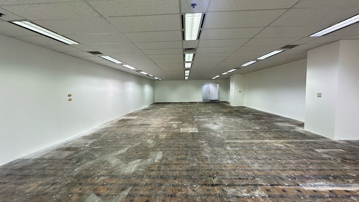 ให้เช่าสำนักงานสีลม ศาลาแดง บางรัก : 🏢 ให้เช่าพื้นที่สำนักงาน ขนาดพื้นที่ 147.5 – ย่านสีลม ติด BTS