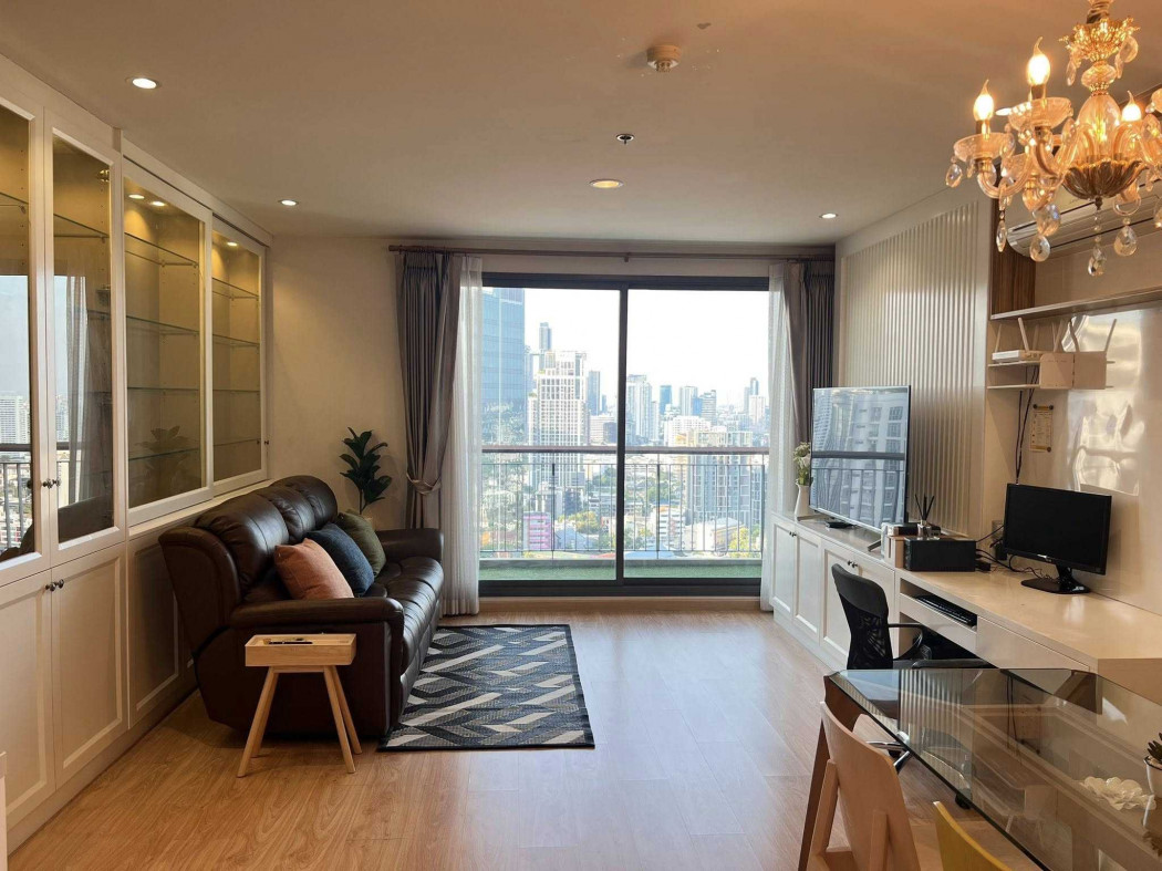 For SaleCondoSukhumvit, Asoke, Thonglor : Condo for sale: Rhythm Sukhumvit 42, 77.93 sq m, near Gateway Ekamai