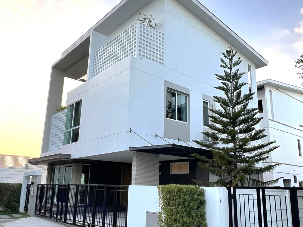 ให้เช่าบ้านมีนบุรี-ร่มเกล้า : Super Luxury 4-BedR Family House for Sale: Nirvana Absolute Krungthep Kreetha – 329 sqm | Fully Furnished | Brighton&Wellington Inter School