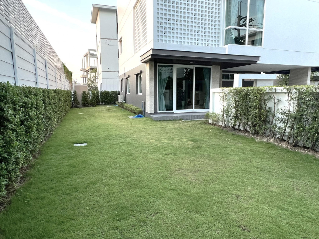 Super Luxury 4-BedR Family House for Sale: Nirvana Absolute Krungthep Kreetha – 329 sqm | Fully Furnished | Brighton&Wellington Inter School Loading...