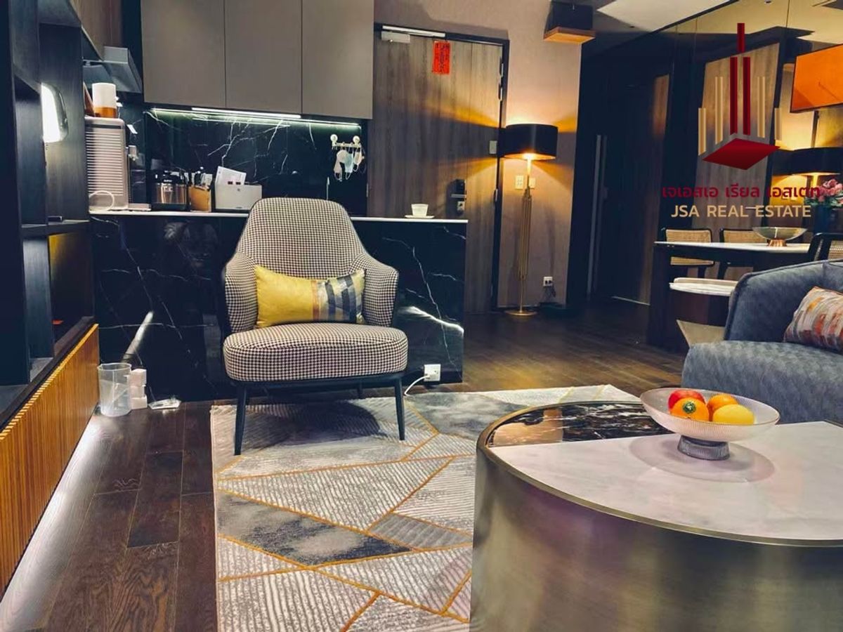 ให้เช่าคอนโดอ่อนนุช อุดมสุข : ✨ For Rent: Whizdom Essence Condo ✨  💰 Only 100,000 THB/month.