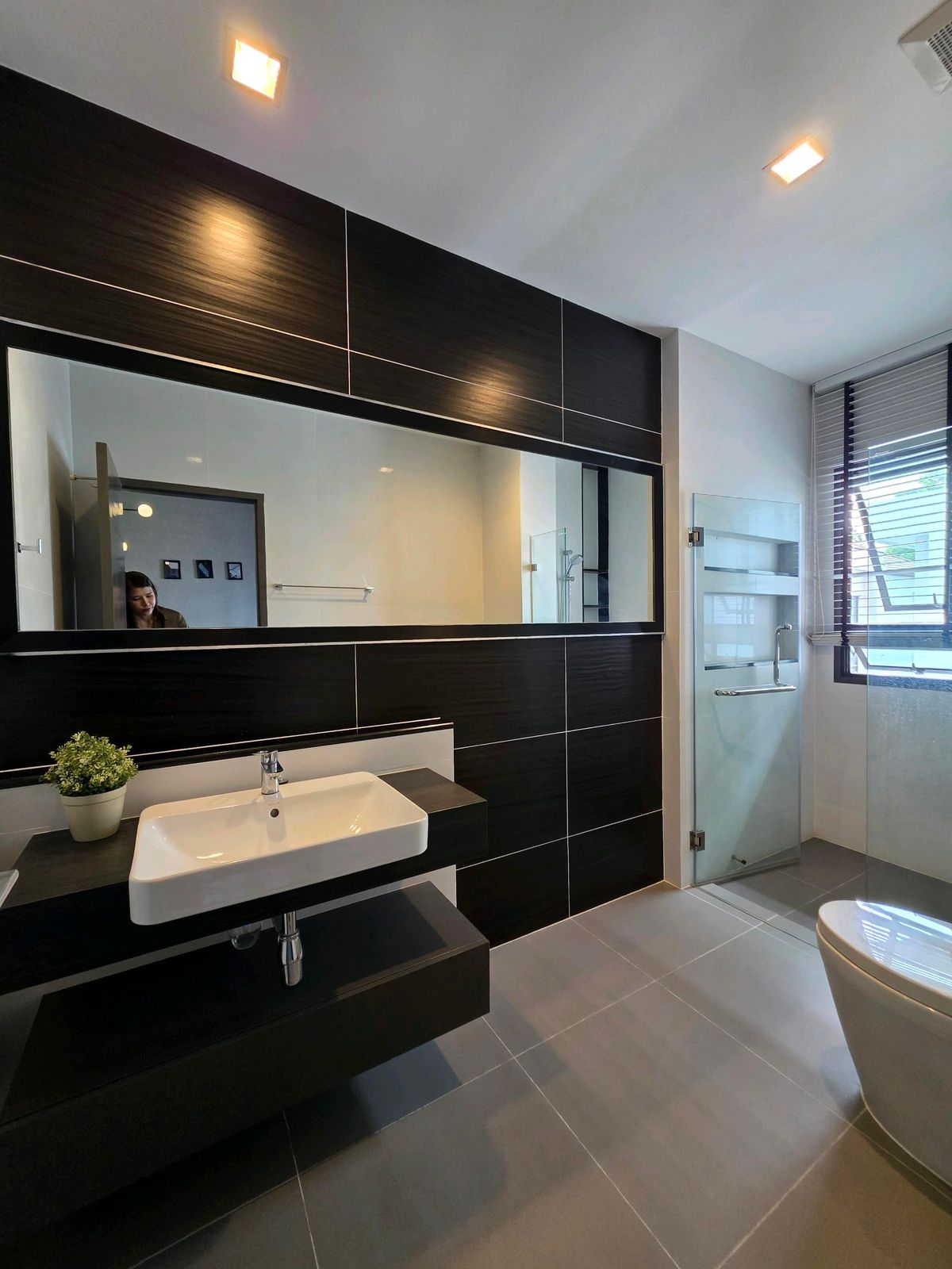 HousePattanakan, Srinakarin : 🏛 #Sell / #Rent - Grand Bangkok Boulevard Rama 9flagship Residence, the most potential location on Krungthep Kreetha Road - only 50 meters from Wellington College Bangkok