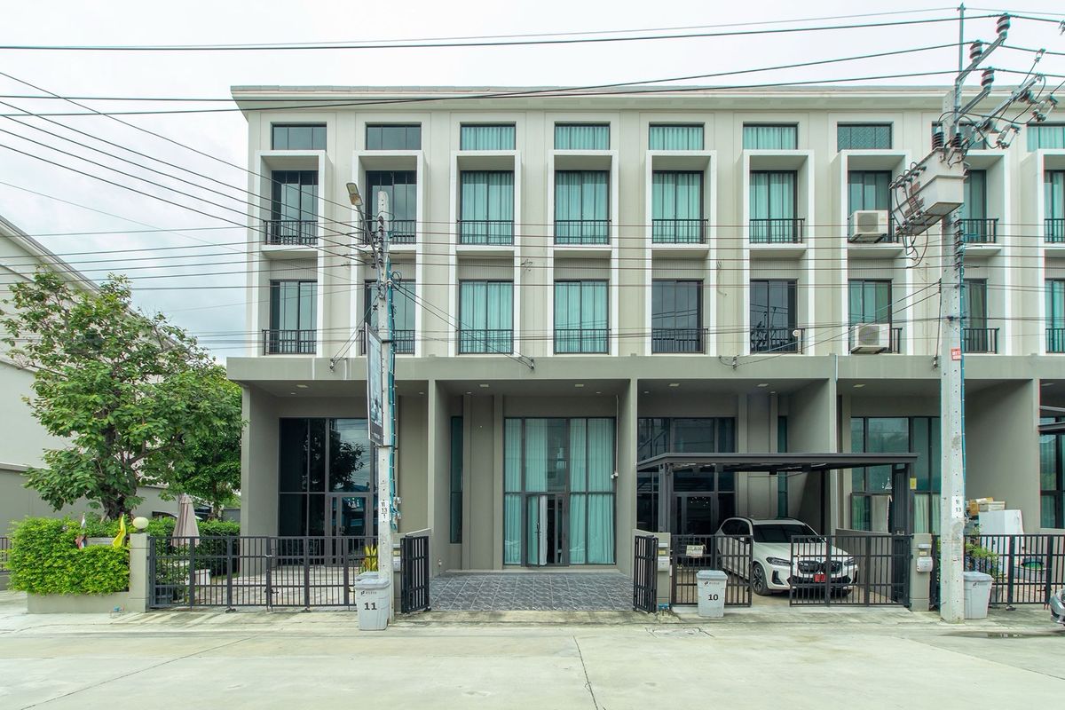 ขายทาวน์โฮมบางแค เพชรเกษม : ขายทาวน์โฮม PATIO กัลปพฤกษ์(วงแหวน)-สาทร ทาวน์โฮมหรู 3.5ชั้น ติดถนนกาญจนาภิเษกและกัลปพฤกษ์ ตกแต่งหรู 