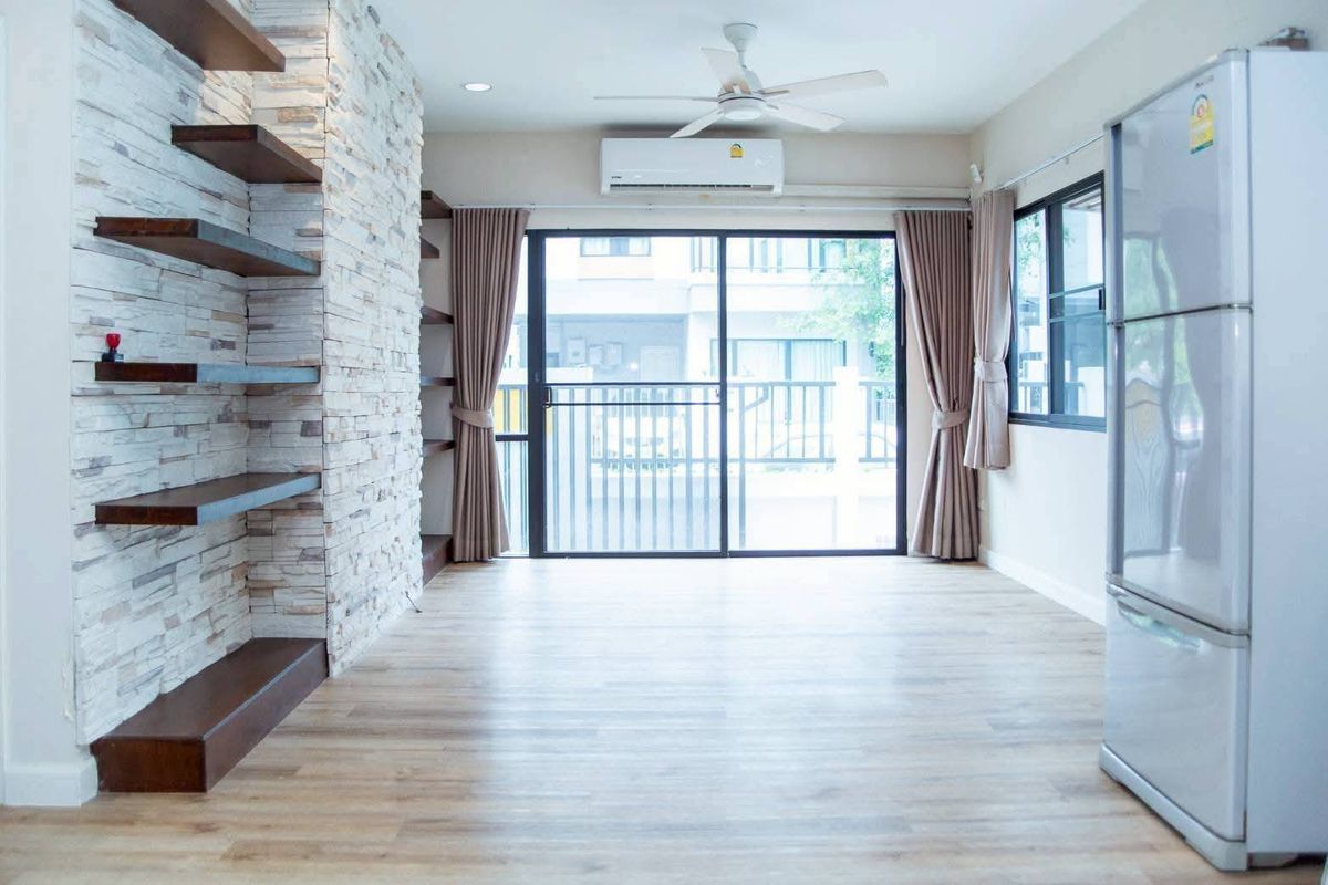 ขายบ้านนวมินทร์ รามอินทรา : บ้านสวยพร้อมอยู่ เสนาพาร์ค วิลล์ รามอินทรา-วงแหวน 3 ใกล้แฟชั่นไอส์แลน