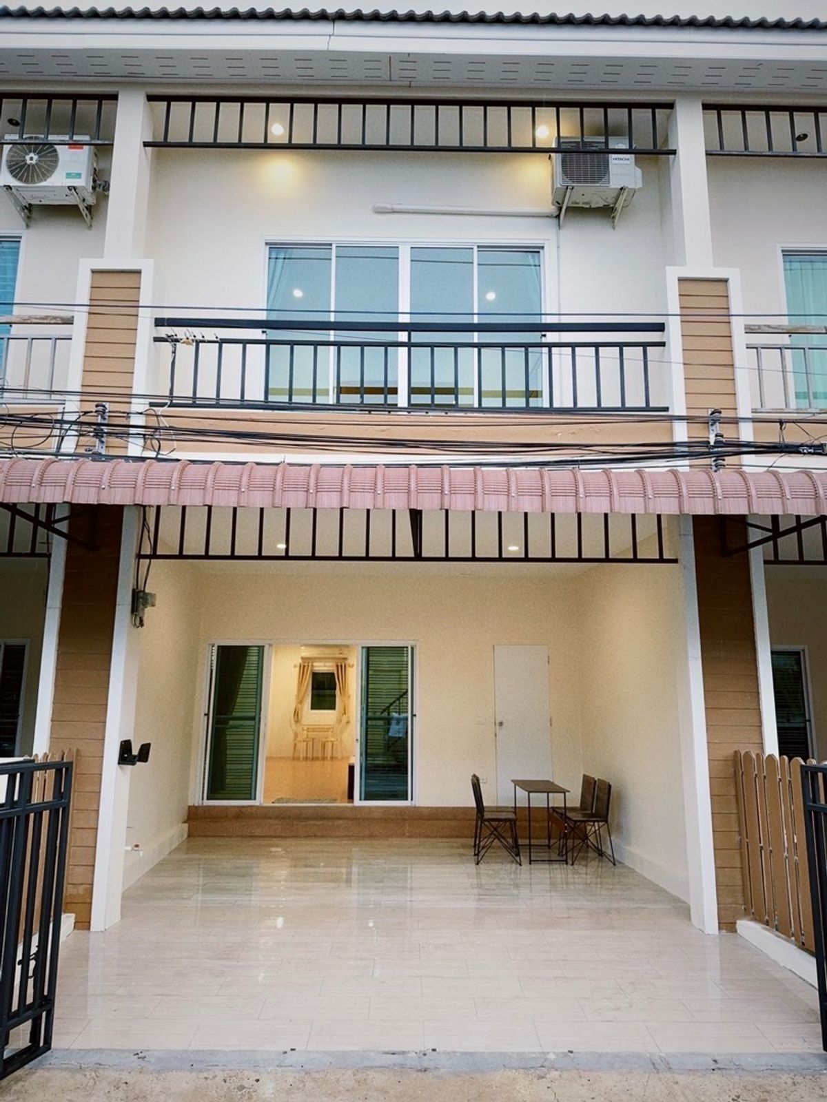 For SaleTownhomeHuahin, Prachuap Khiri Khan, Pran Buri : Sell ​​2 -story townhouse, second hand, renovated, beautiful, beautiful With the whole furniture, can go in