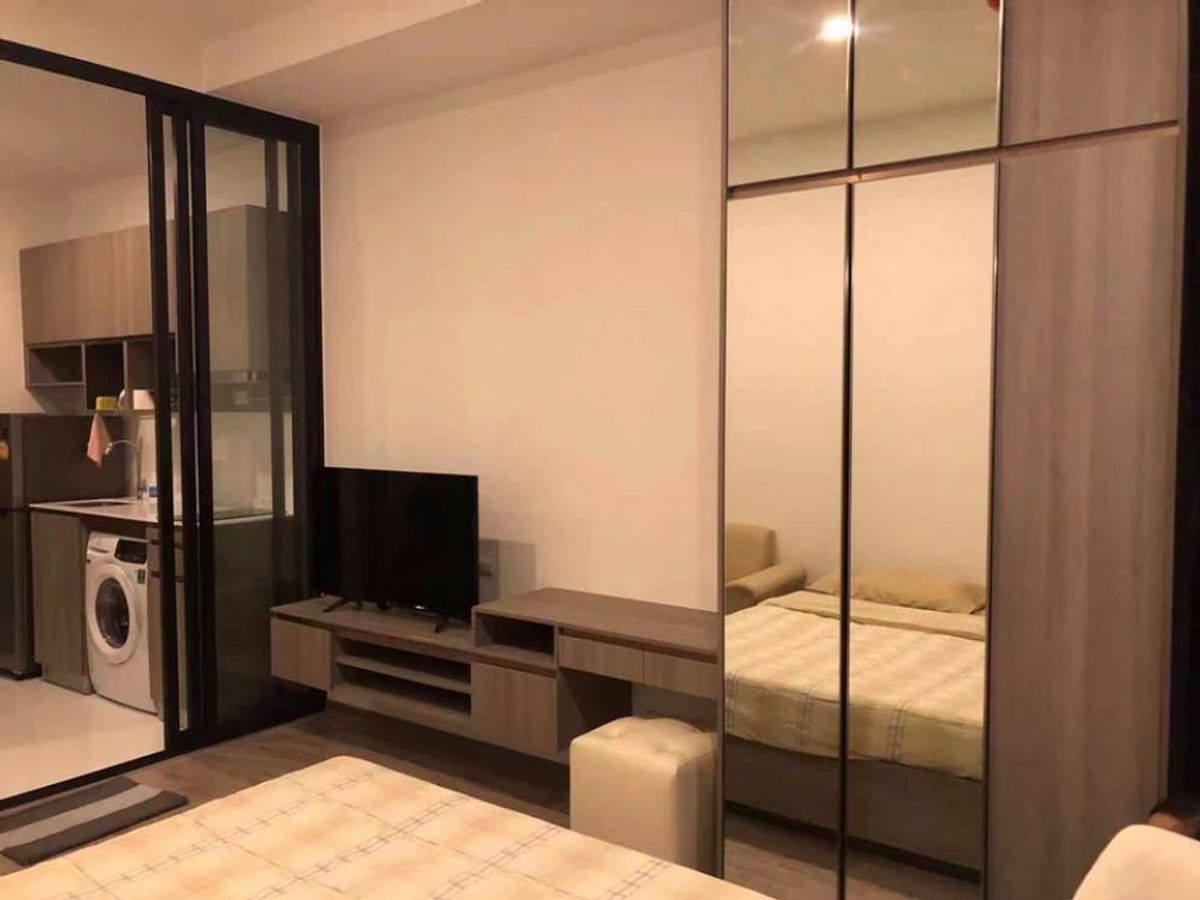 For RentCondoOnnut, Udomsuk : Rental condo, Night Bridge, Prime Onnut, near the electric train with furniture