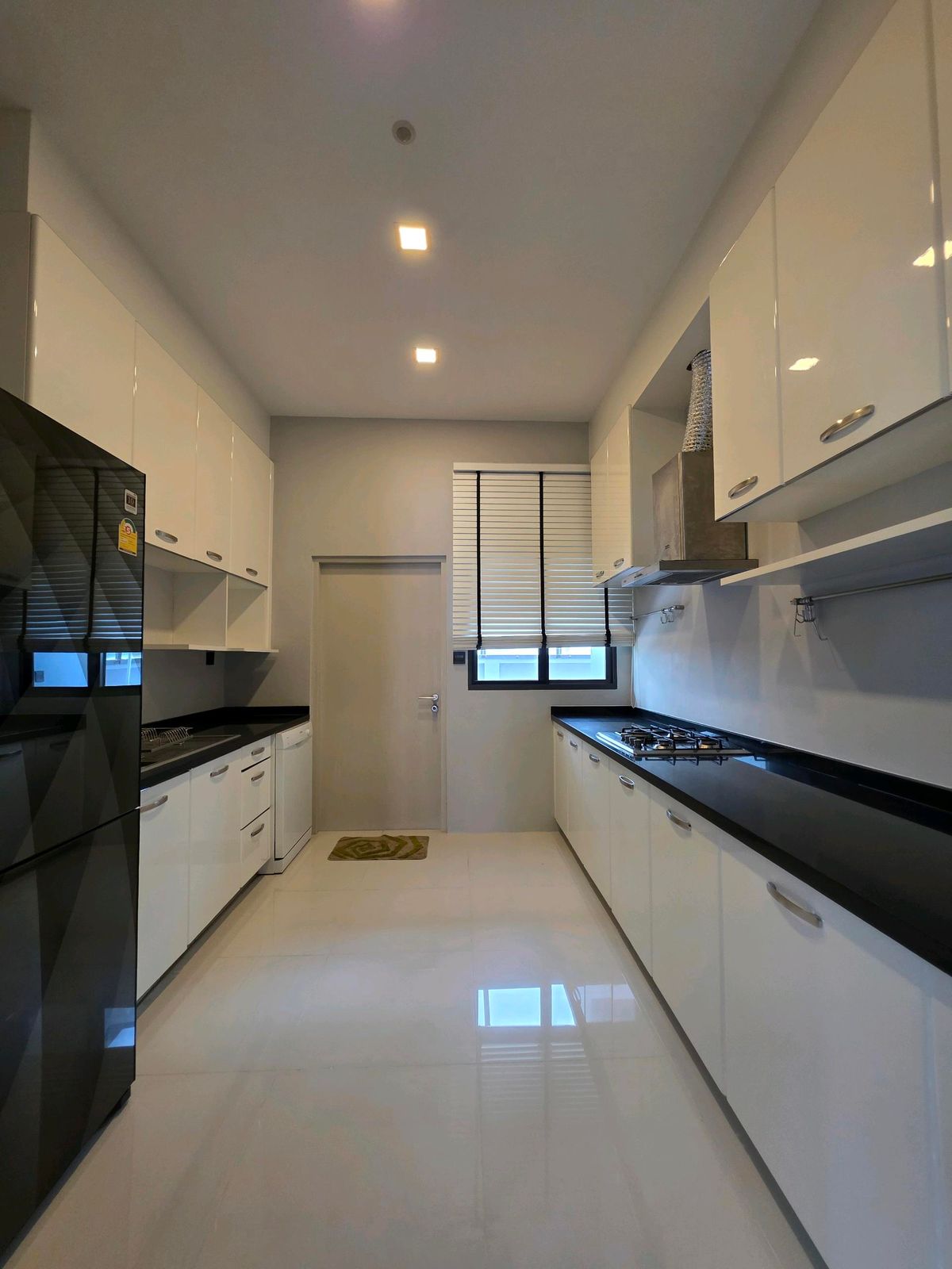 HousePattanakan, Srinakarin : 🏛 #Sell / #Rent - Grand Bangkok Boulevard Rama 9flagship Residence, the most potential location on Krungthep Kreetha Road - only 50 meters from Wellington College Bangkok