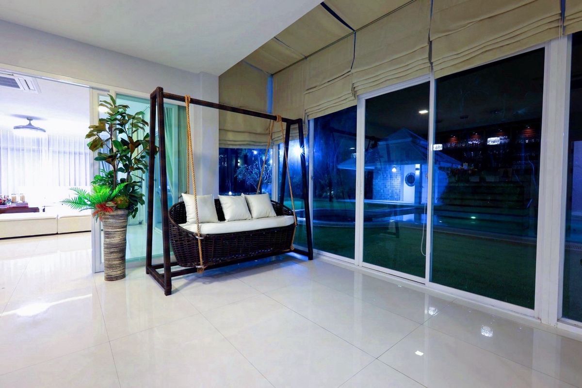 ขายบ้านชะอำ เพชรบุรี : 📢👇บ้านพักตากอากาศสุดหรู 2 หลัง ริมทะเลชะอำ–ปึกเตียน ใกล้กรุงเทพฯ  ทำเลเงียบสงบ ส่วนตัว ใกล้สถานที่ท่องเที่ยวหลายแห่ง เหมาะสำหรับการพักผ่อนและการลงทุน