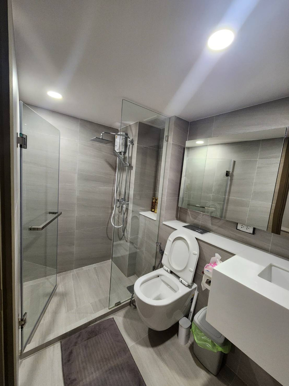 For RentCondoOnnut, Udomsuk : Luxury Condo for Rent | Knightsbridge Space Sukhumvit - Rama 4 in the city center