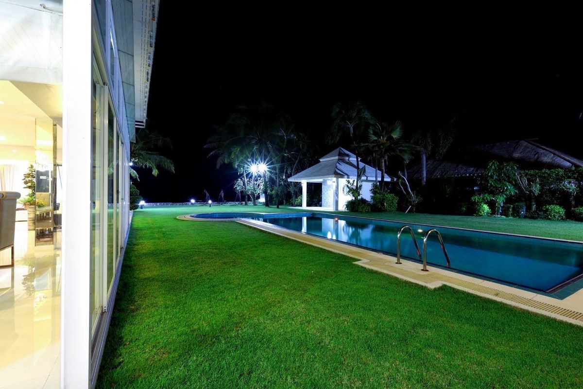 ขายบ้านชะอำ เพชรบุรี : 📢👇บ้านพักตากอากาศสุดหรู 2 หลัง ริมทะเลชะอำ–ปึกเตียน ใกล้กรุงเทพฯ  ทำเลเงียบสงบ ส่วนตัว ใกล้สถานที่ท่องเที่ยวหลายแห่ง เหมาะสำหรับการพักผ่อนและการลงทุน