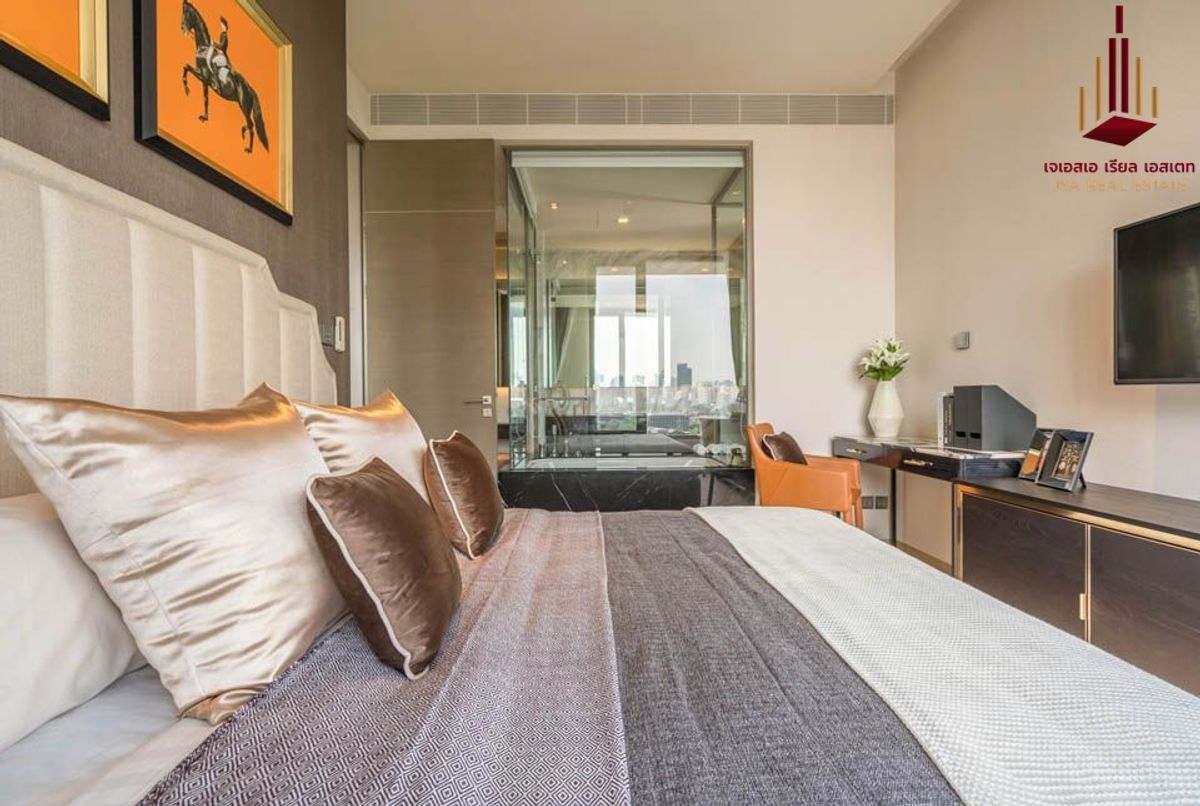 For SaleCondoSilom, Saladaeng, Bangrak : ✨ For Sale: Saladaeng One Condo ✨ 💰 ONLY 26,000,000 THB