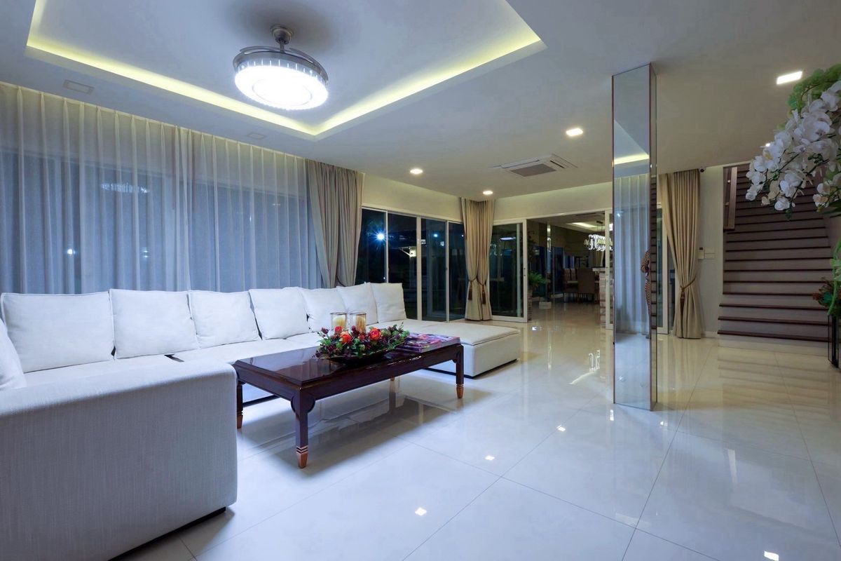 ขายบ้านชะอำ เพชรบุรี : 📢👇บ้านพักตากอากาศสุดหรู 2 หลัง ริมทะเลชะอำ–ปึกเตียน ใกล้กรุงเทพฯ  ทำเลเงียบสงบ ส่วนตัว ใกล้สถานที่ท่องเที่ยวหลายแห่ง เหมาะสำหรับการพักผ่อนและการลงทุน