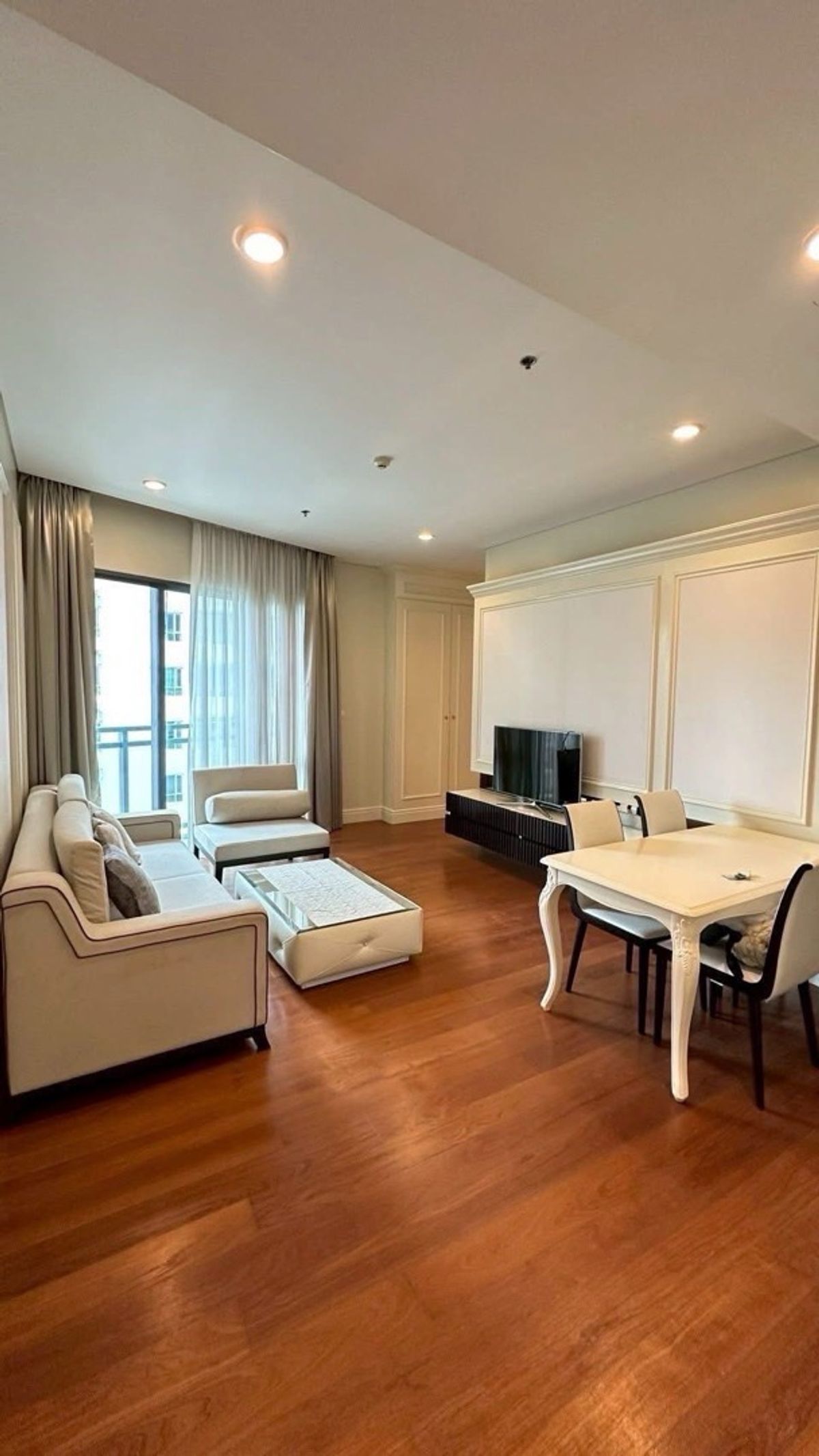ให้เช่าคอนโดสุขุมวิท อโศก ทองหล่อ : Bright Sukhumvit 24