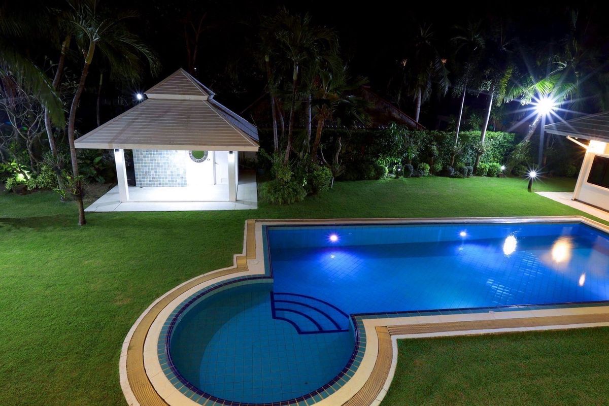 ขายบ้านชะอำ เพชรบุรี : 📢👇บ้านพักตากอากาศสุดหรู 2 หลัง ริมทะเลชะอำ–ปึกเตียน ใกล้กรุงเทพฯ  ทำเลเงียบสงบ ส่วนตัว ใกล้สถานที่ท่องเที่ยวหลายแห่ง เหมาะสำหรับการพักผ่อนและการลงทุน