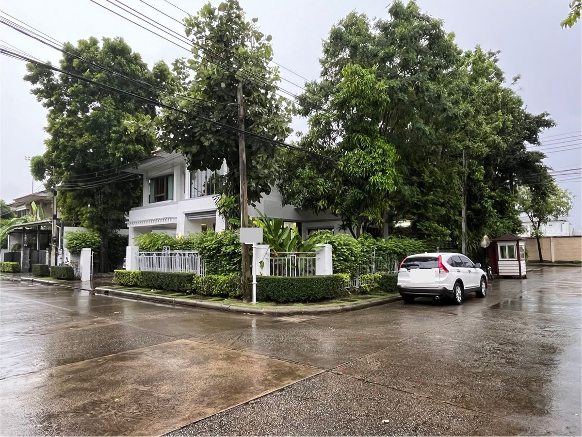 For RentHouseBangna, Bearing, Lasalle : 📣 Rent a 2-story detached house behind the corner of Setthasiri Village, Bang Na-Ring Road 65,000 baht/month