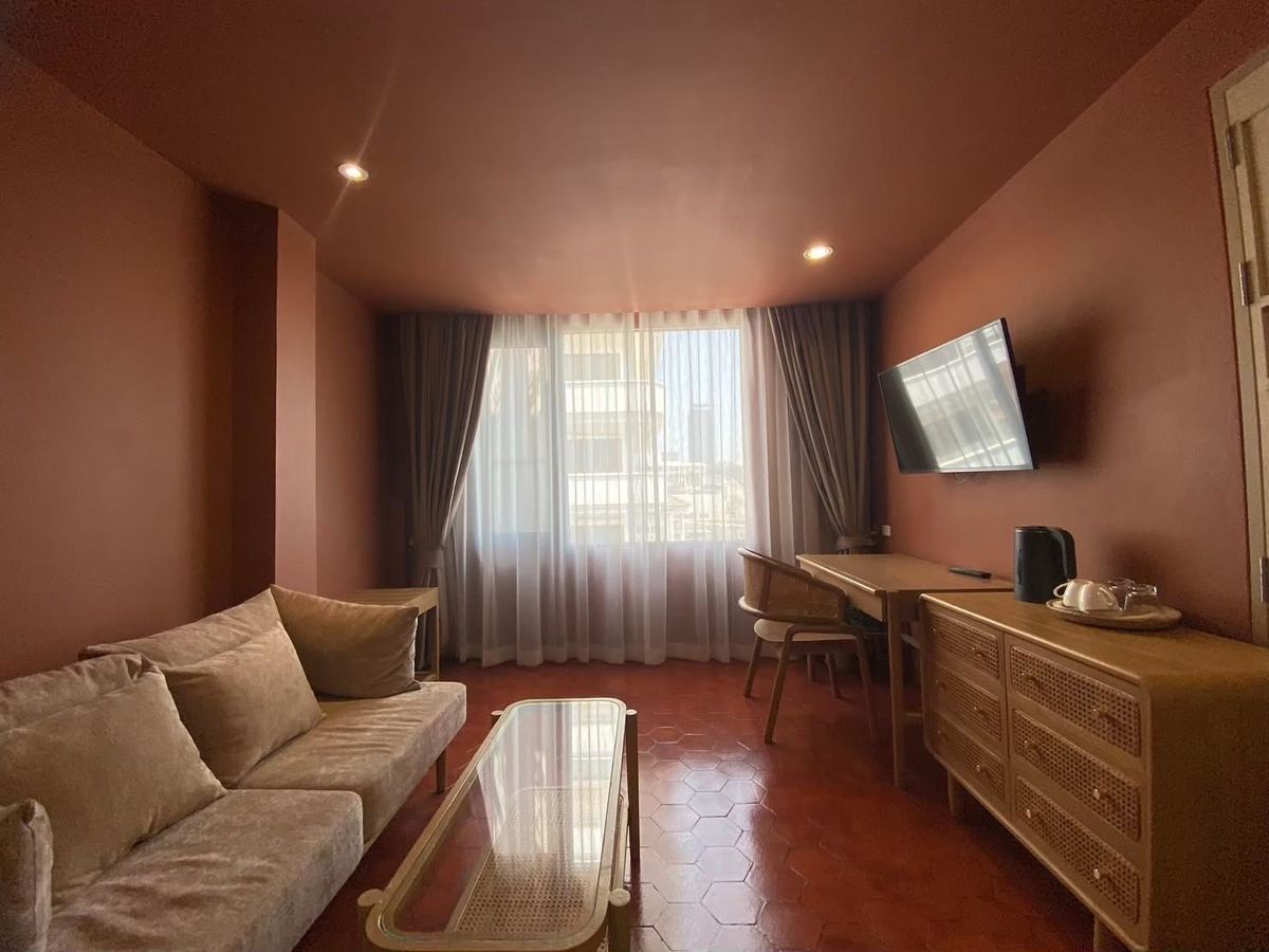 ให้เช่าสีลม ศาลาแดง บางรัก : Line ID : @zimple_asset  ห้องพักสไตล์มินิมอล ย่านสีลม Fully Furnished บรรยากาศเงียบสงบเหมาะแก่การพักผ่อน เดินทางสะดวก ไม่ไกลจากBTS สุรศักดิ์