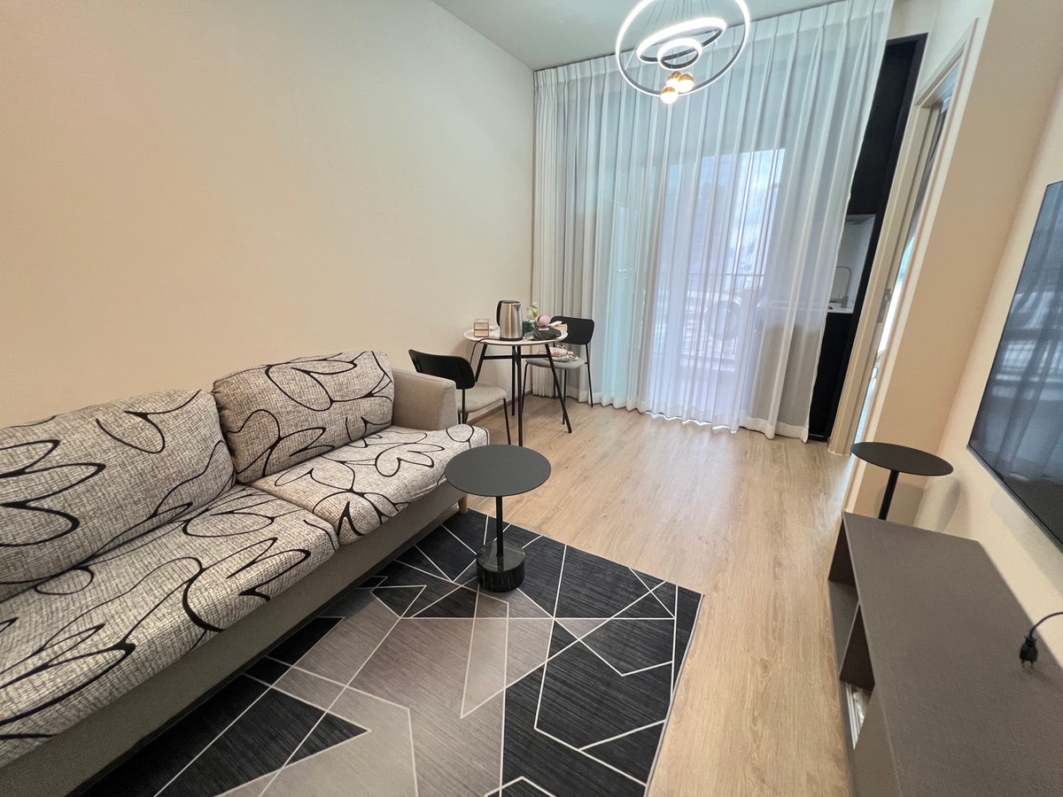 ให้เช่าคอนโดพระราม 9 เพชรบุรีตัดใหม่ RCA : 🏙️ ให้เช่า   Nue District R9  คอนโดใกล้ MRT พระราม 9 และ Central พระราม 9 เพียงไม่กี่ก้าว!