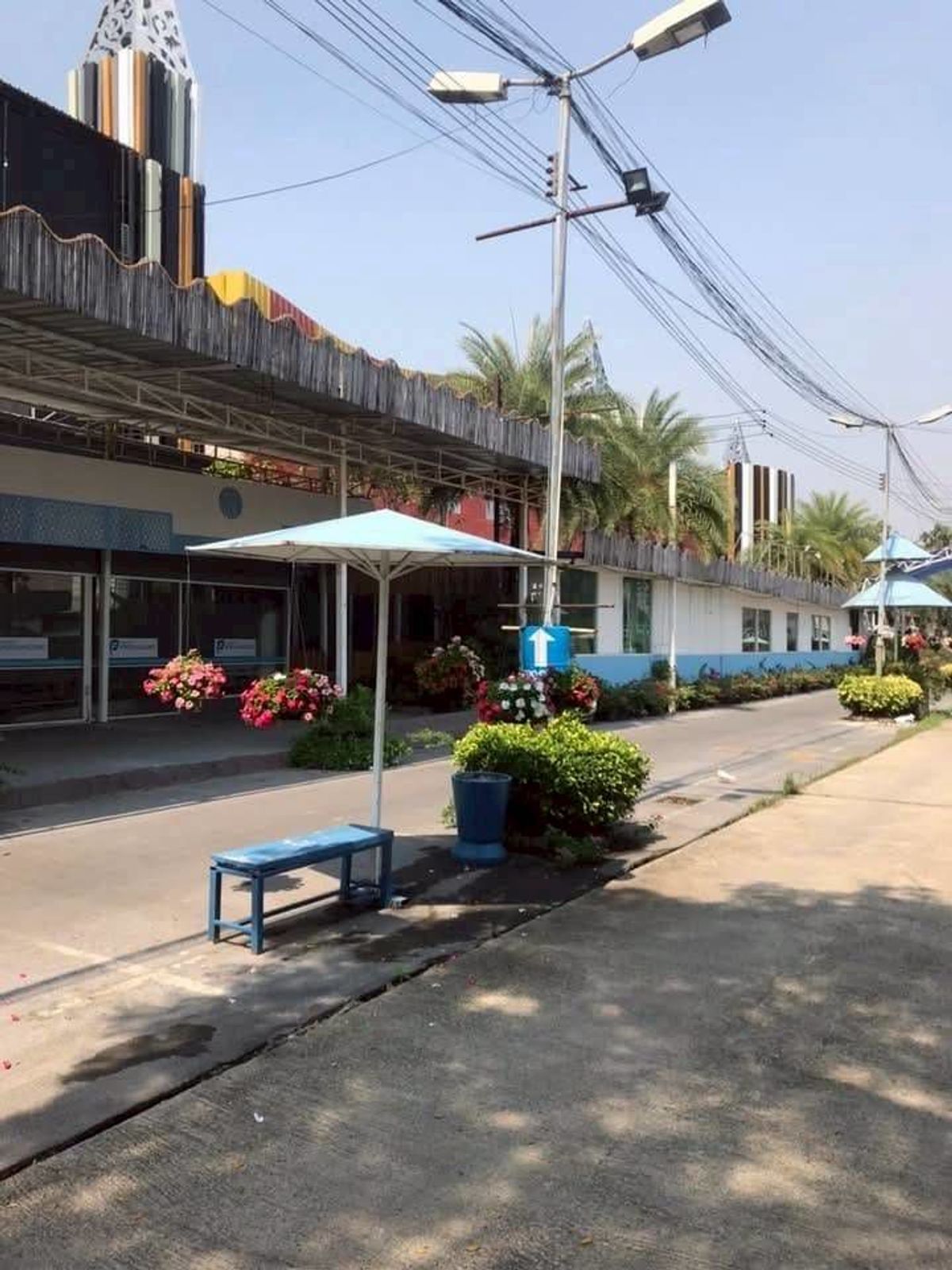 ให้เช่าที่ดินรามคำแหง หัวหมาก : ให้เช่า ที่ดินระยะยาว ติดถนนใหญ่รามคำแหง 33 ไร่ ซอยรามคำแหง 100 พร้อมโครงสร้าง ใกล้รถไฟฟ้าเพียง 70 เมตร แขวงสะพานสูง สะพานสูง กรุงเทพมหานคร