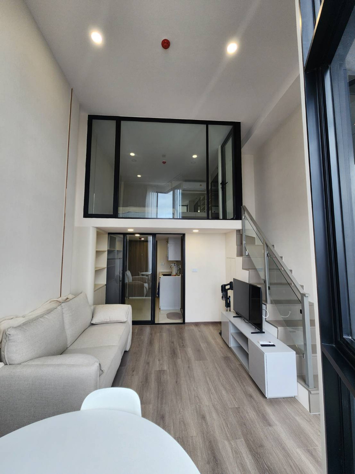 For RentCondoOnnut, Udomsuk : Luxury Condo for Rent | Knightsbridge Space Sukhumvit - Rama 4 in the city center