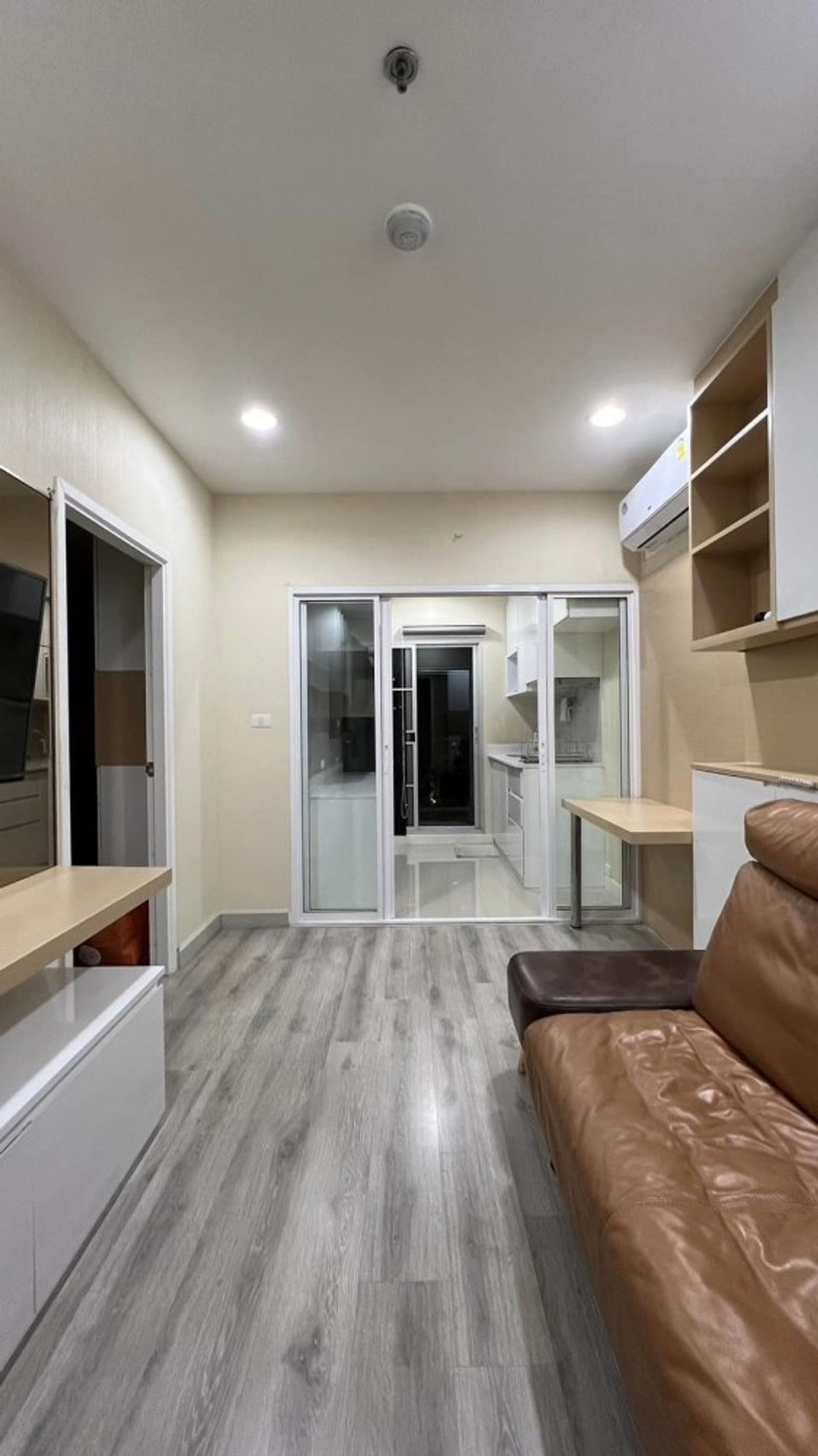 For RentCondoSathorn, Narathiwat : Condo for Rent Centric Sathorn St.louis Condo for Rental Sentra Sathorn Set Louin