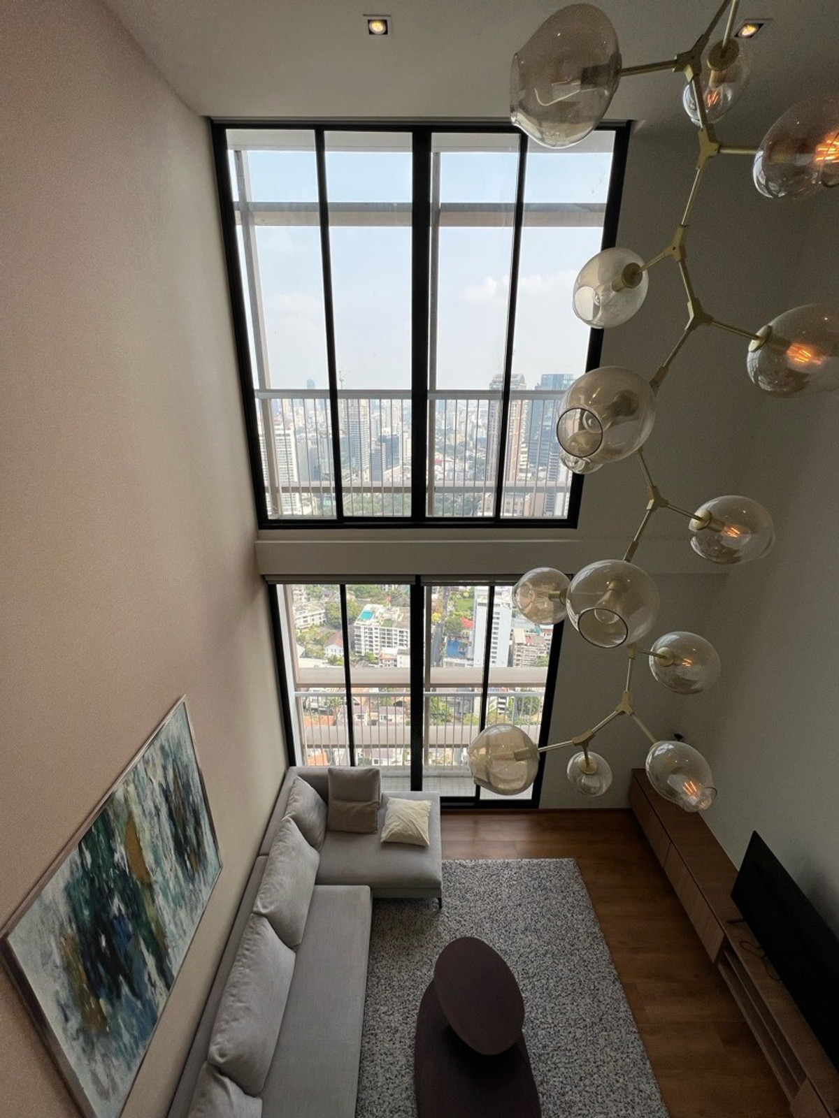 For RentCondoSukhumvit, Asoke, Thonglor : 🔫💦 Settle In Before Songkran! 2-Bedroom Duplex at Park 24 – 80,000 THB/month