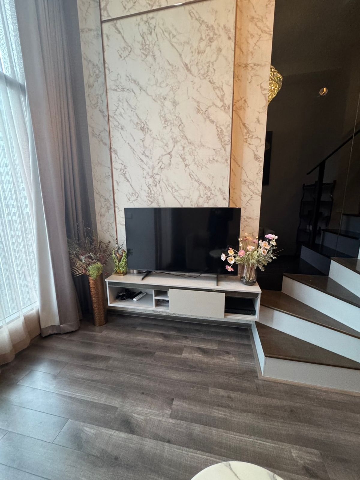 ให้เช่าคอนโดพระราม 9 เพชรบุรีตัดใหม่ RCA : 🔥 For Rent Duplex 1Bedrooms 🔥 Knightbrige Space Rama9