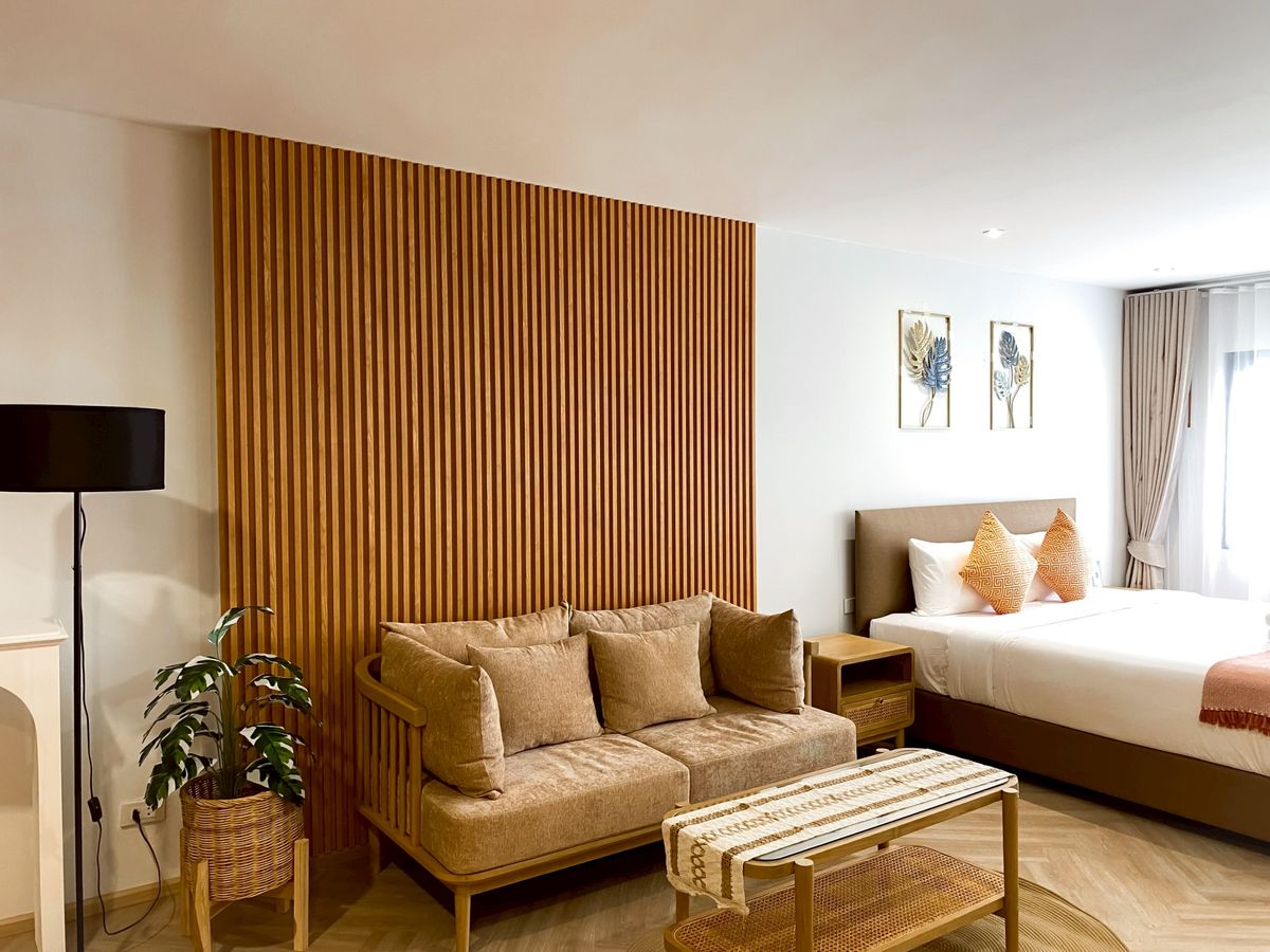 ให้เช่าสีลม ศาลาแดง บางรัก : Line ID : @zimple_asset  ห้องพักสไตล์มินิมอล ย่านสีลม Fully Furnished บรรยากาศเงียบสงบเหมาะแก่การพักผ่อน เดินทางสะดวก ไม่ไกลจากBTS สุรศักดิ์