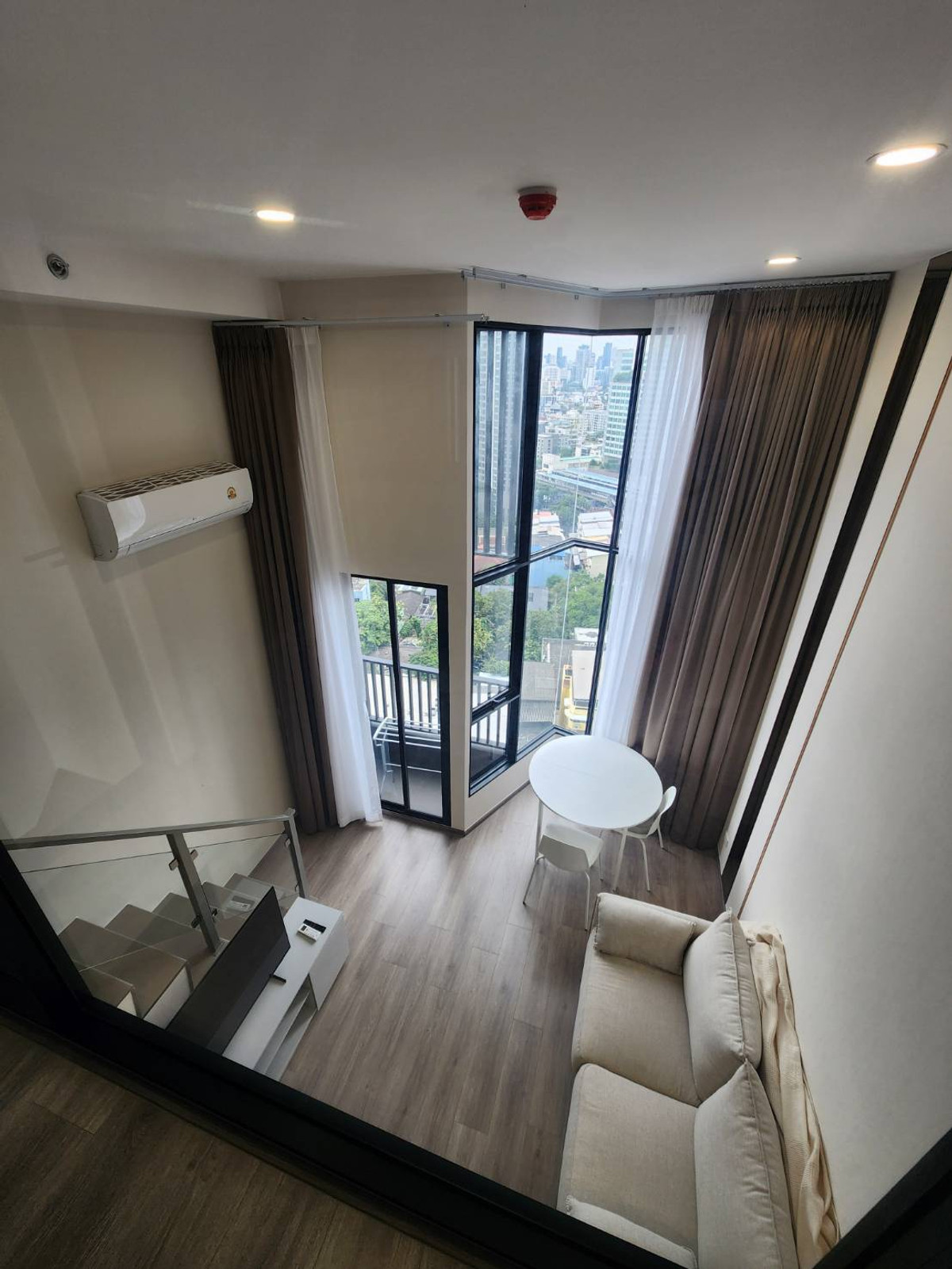 For RentCondoOnnut, Udomsuk : Luxury Condo for Rent | Knightsbridge Space Sukhumvit - Rama 4 in the city center