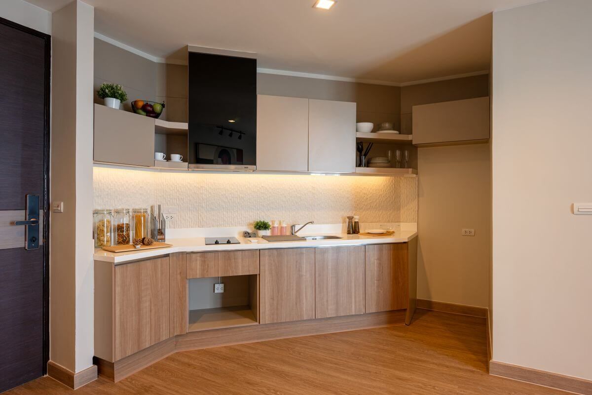 ขายคอนโดสาทร นราธิวาส : ขายคอนโด Rhythm Sathorn ราคา 12,200,000 บาท [JZs250905]