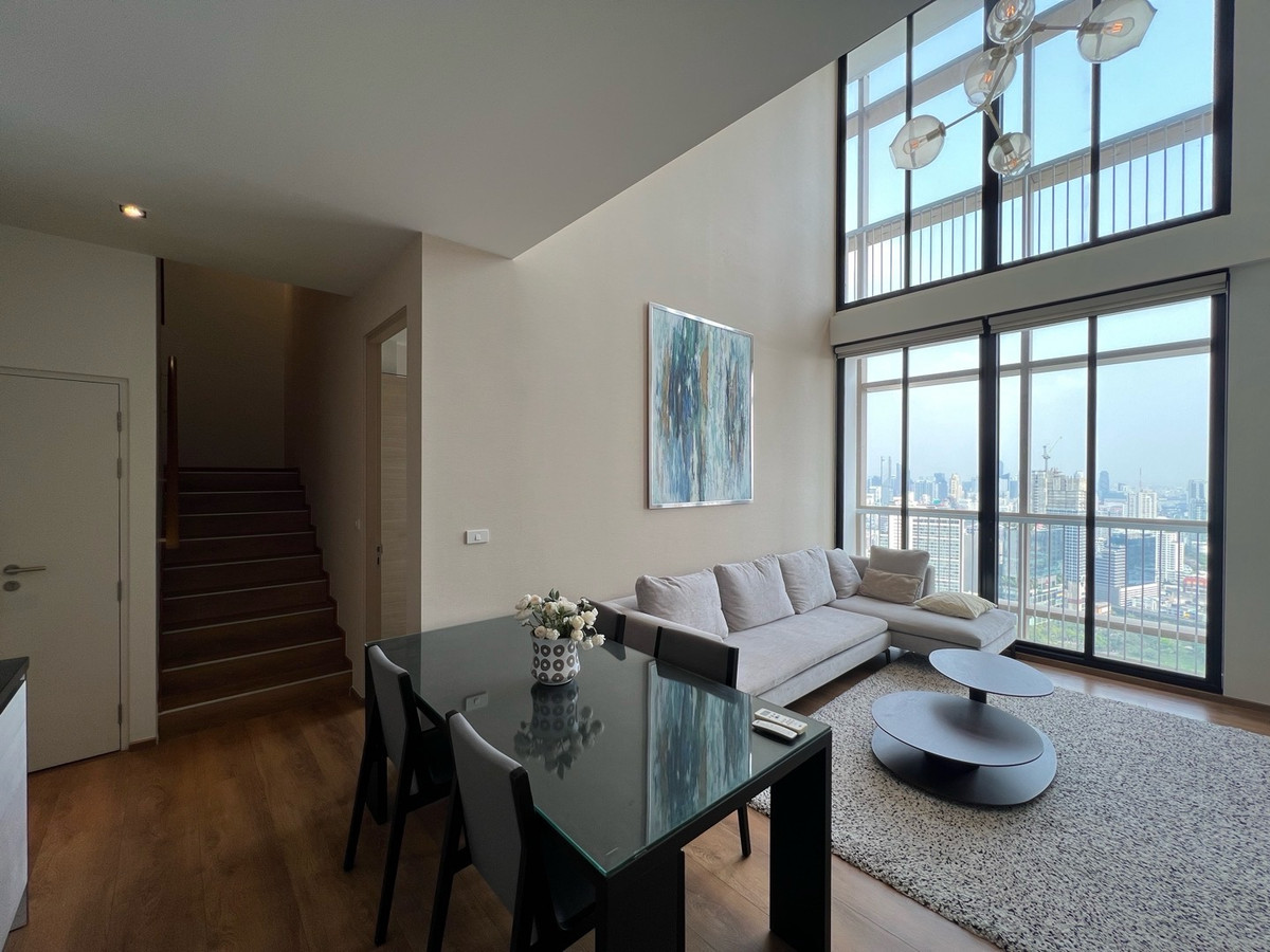 For RentCondoSukhumvit, Asoke, Thonglor : 🔥 Still Available This Valentine's Day! 2-Bedroom Duplex at Park 24 – 80,000 THB/month