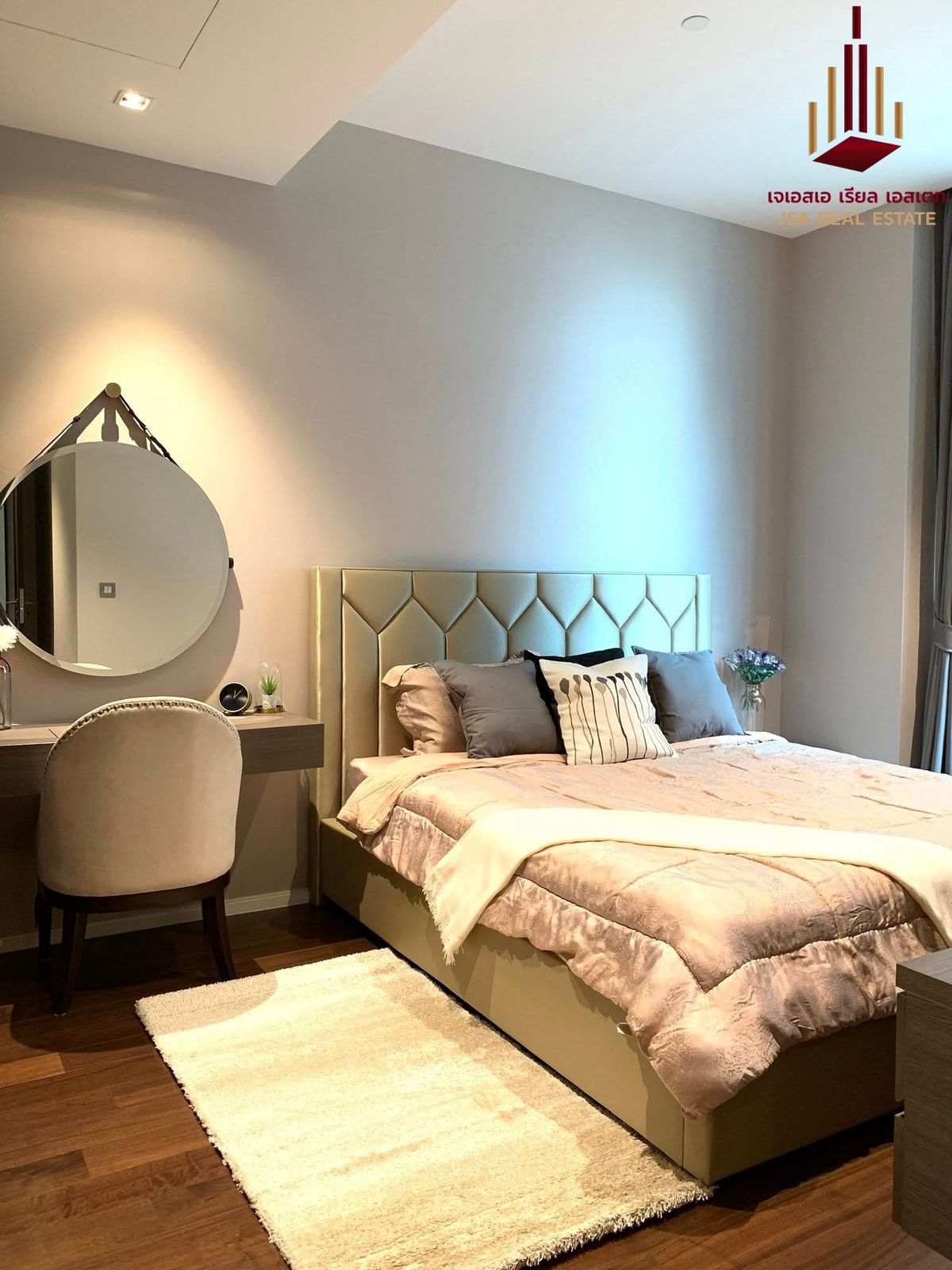 ให้เช่าคอนโดสุขุมวิท อโศก ทองหล่อ : ✨ For Rent:  The Diplomat 39 Condo ✨  💰 Only 56,000 THB/month