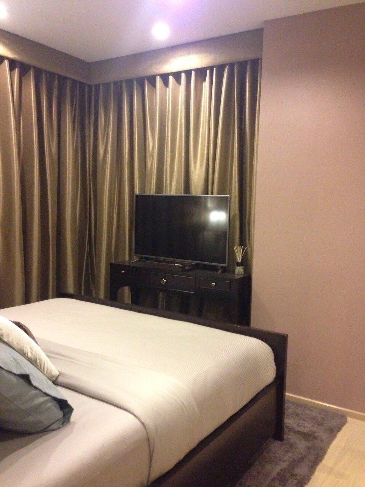 ให้เช่าคอนโดสุขุมวิท อโศก ทองหล่อ : For Rent Condo HQ Thonglor fully furnished (S15-11631)