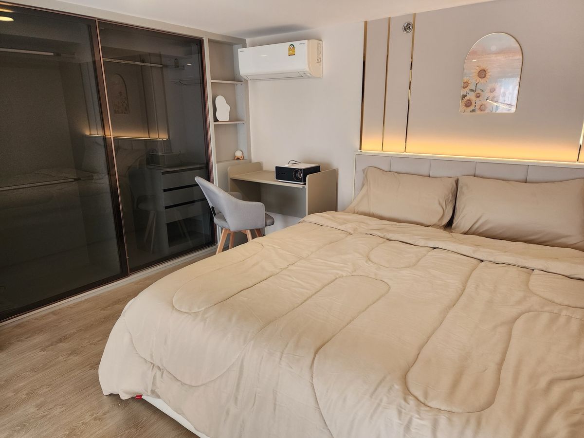 For RentCondoRatchadapisek, Huaikwang, Suttisan : 🔥 For Rent Duplex 1bedrooms 🔥SOHO BKK Ratchada