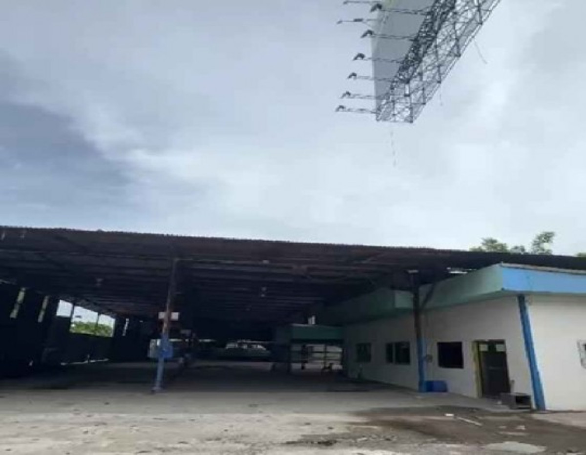 ให้เช่าโกดังพระราม 2 บางขุนเทียน : โทร. 081-632-0632 ให้เช่าอู่ซ่อมรถ / ร้านประดับยนต์ / ขายรถมือสอง / โกดัง / ทำเล ริมถนนพระราม 2 กม.18 (ริมถนน) ใกล้กับ หมู่บ้าน เดอะแกรนด์ พระราม 2 / ทำเลติดถนน / เหมาะหลากหลายธุรกิจ