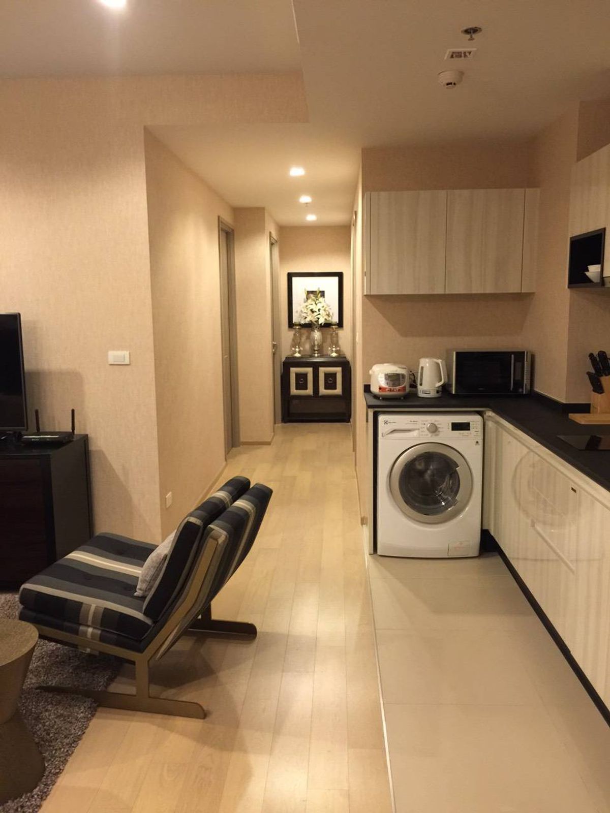 ให้เช่าคอนโดสุขุมวิท อโศก ทองหล่อ : For Rent Condo HQ Thonglor fully furnished (S15-11631)