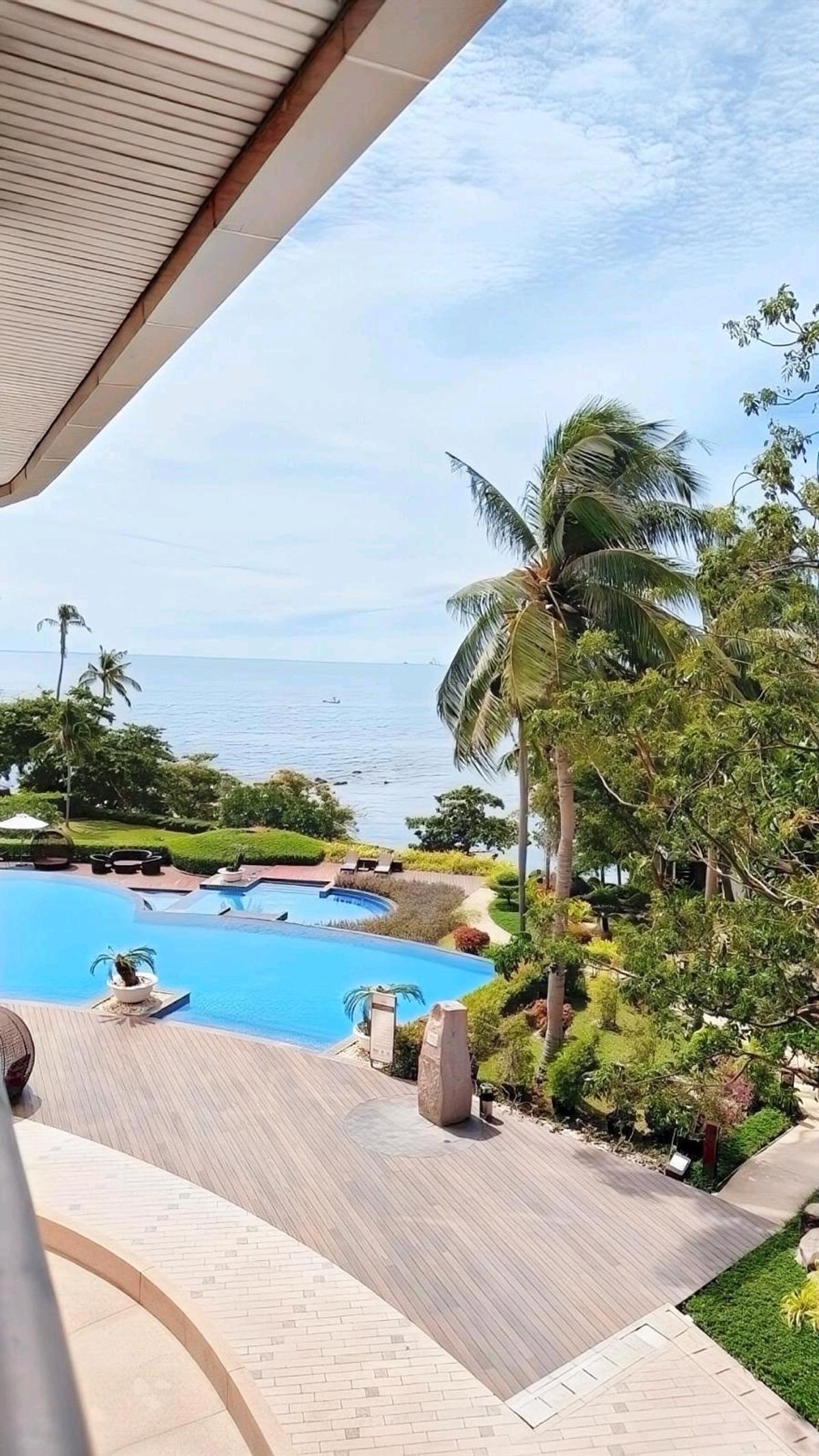 ขายคอนโดพัทยา บางแสน ชลบุรี สัตหีบ : The Cove Condominium – For Sale