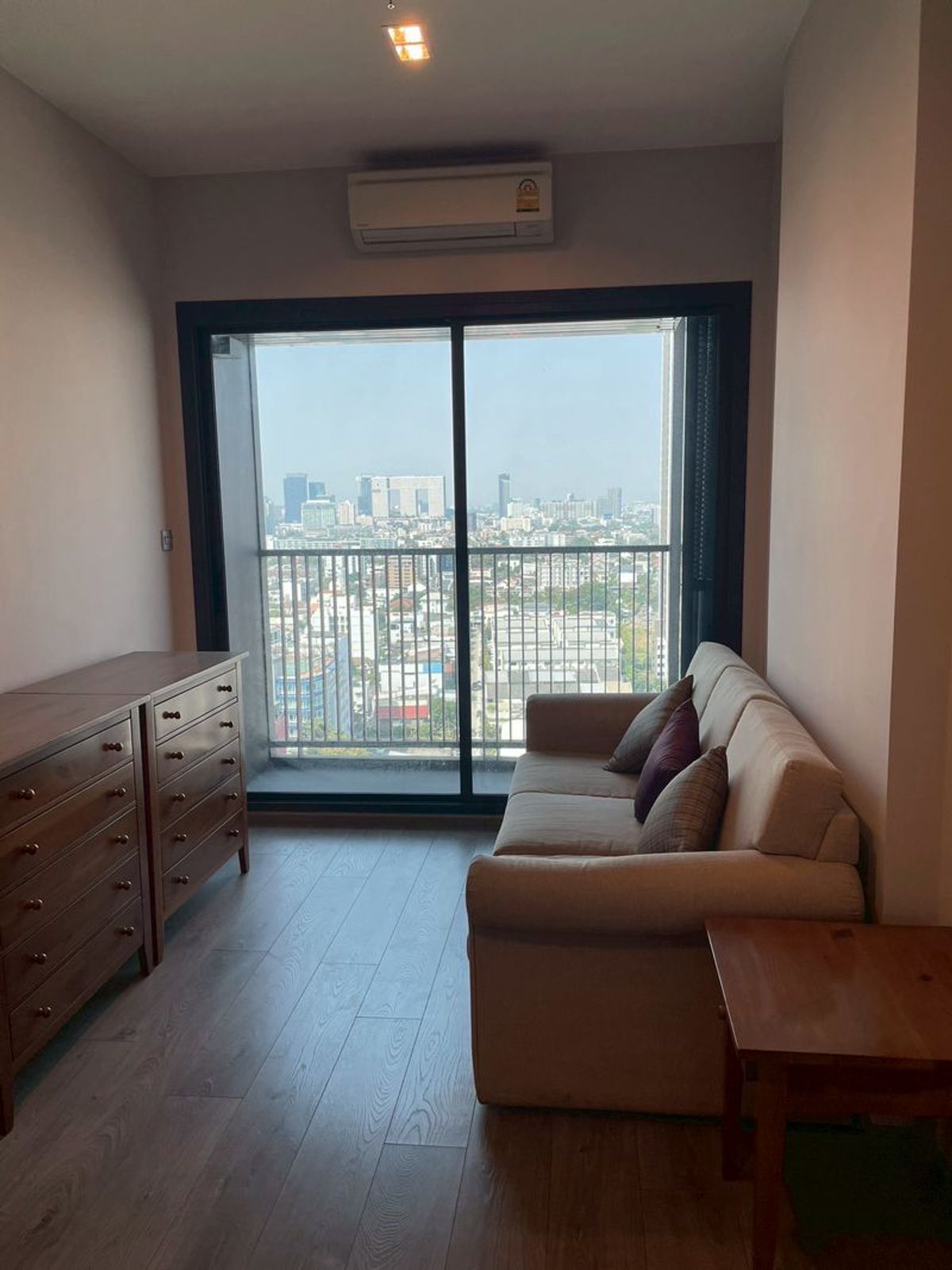 For RentCondoLadprao, Central Ladprao : Rental of Vesadom Avenue, Ratchada-Lat Phrao, No. 28/278 (new room)
