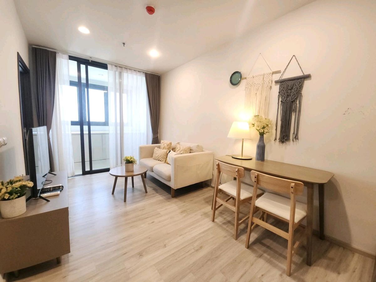 For RentCondoRatchadapisek, Huaikwang, Suttisan : 🔴17,000 ฿ 🔴 𝐗𝐓 𝐇𝐮𝐚𝐢𝐤𝐡𝐰𝐚𝐧𝐠┃ 𝐇𝐮𝐚𝐢𝐤𝐡𝐰𝐚𝐧𝐠┃ XT Huai Khwang ✅ Near MRT Huai Khwang, happy to serve 🙏 Interested in greeting 𝙇𝙄𝙉𝙀 Mana (answer very quickly): 📱 Property code 6809-2102📱: ID LINE:@bbcondo88