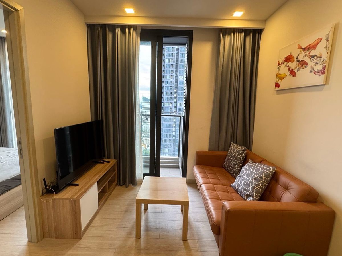 For RentCondoRama9, Petchburi, RCA : rent monthly