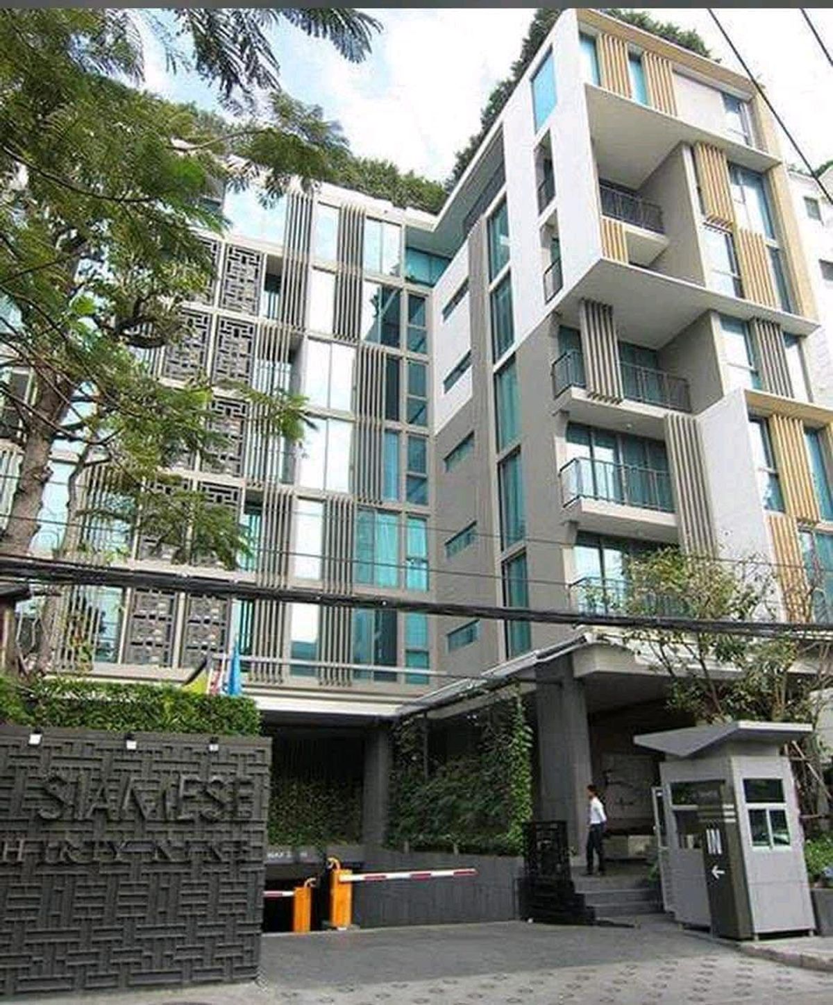ให้เช่าคอนโดสุขุมวิท อโศก ทองหล่อ : 📍📍Penthouse Duplex 3 Bedrooms in Prompong 