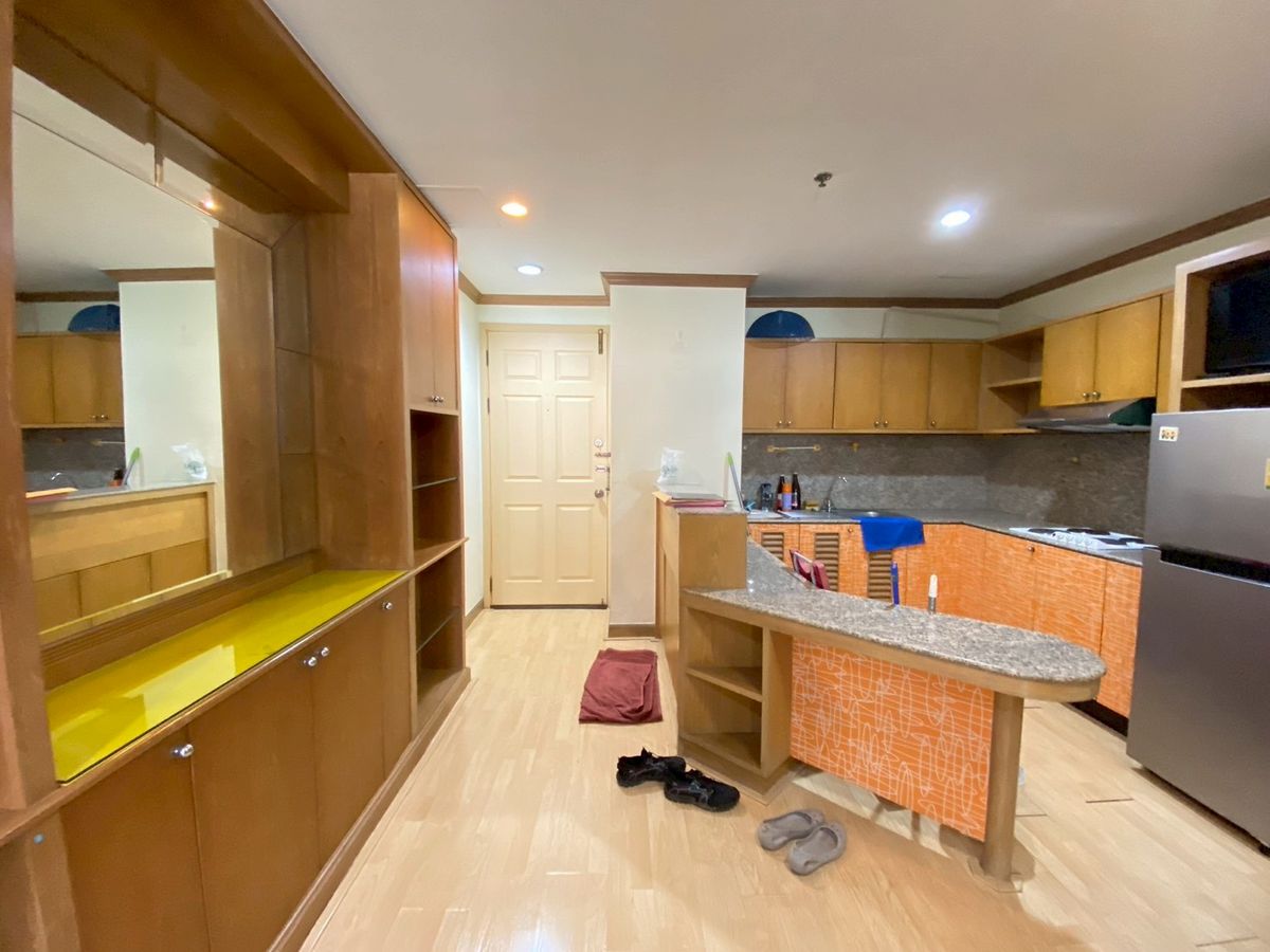 For RentCondoWitthayu, Chidlom, Langsuan, Ploenchit : Rent Regent Royal Place 1 (Regent Royal Place 1) 2 Bed, 2 Bath
