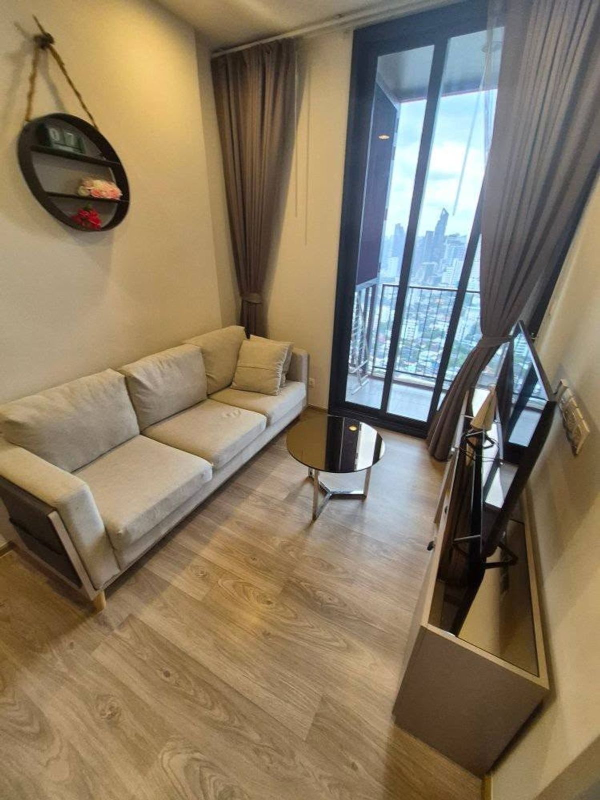 ให้เช่าคอนโดสุขุมวิท อโศก ทองหล่อ : ⭐️ OKA HAUS Sukhumvit 36 ⭐️ 1 Bed 35 ตรม. ห้องสวยตกแต่งพร้อมอยู่ เฟอร์นิเจอร์ครบ