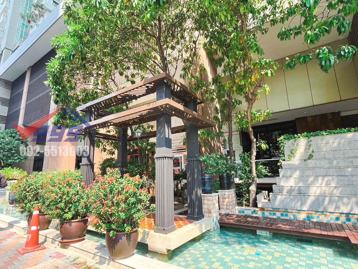 ขายคอนโดพัฒนาการ ศรีนครินทร์ : ขายด่วน คอนโดห้องใหญ่ กว้าง 3 ห้องนอน บนถนนศรีนครินทร์ แยกกรุงเทพกรีฑา