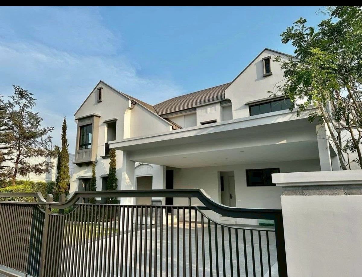 ให้เช่าบ้านปิ่นเกล้า จรัญสนิทวงศ์ : ★ บ้านนันทวัน ปิ่นเกล้า-กาญจนา ★ 304 ตรม., (4 ห้องนอน 5 ห้องน้ำ 3 ที่จอดรถ), ★เดินทางสะดวก ใกล้ The Paseo กาญจนภิเษกและThe Mall บางแค